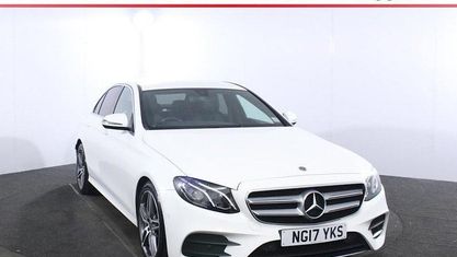 Gebraucht Mercedes E220 AMG line 194 PS (142 kW) 2019 Limousine