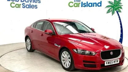 Used Jaguar XE Prestige 163 HP (119 kW) 2019 Sedan