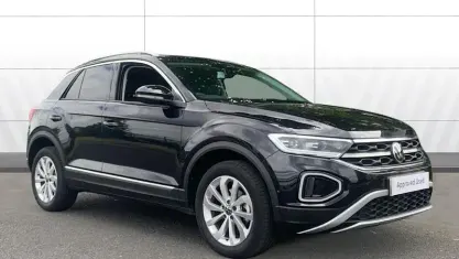 Used VW T-Roc Style 150 HP (110 kW) 2025 Black SUV
