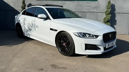 Used Jaguar XE R-Sport 179 HP (131 kW) 2017 White Sedan
