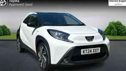 Used Toyota Aygo X 72 HP (52 kW) 2024 White SUV