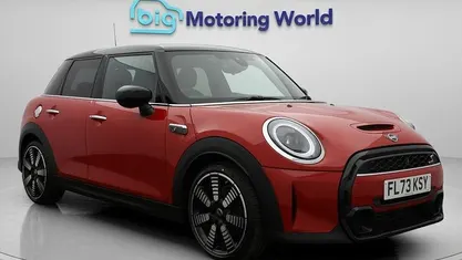 Red Used 2022 Mini Cooper S Exclusive Hatchback | £18,200 (Fair price)