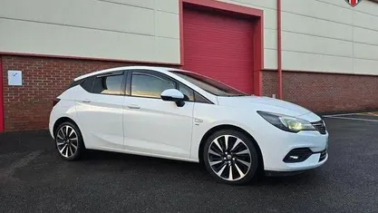 Used Vauxhall Astra SRi 145 HP (106 kW) 2020 Hatchback