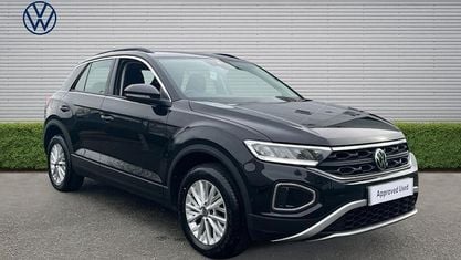 Begagnad VW T-Roc Life 150 HK (110 kW) 2024 SUV