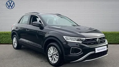 Used VW T-Roc Life 150 HP (110 kW) 2024 SUV