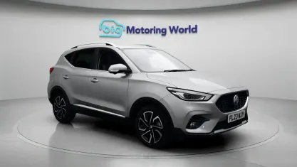 Used MG ZS Exclusive 106 HP (77 kW) 2023 Silver SUV