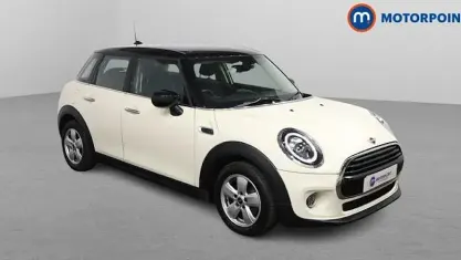 Używany Mini Cooper Classic 136 KM (100 kW) 2020 Biały Hatchback