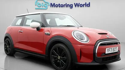 Used Mini Cooper Level 2 135 kW (184 HP) 2023 Hatchback