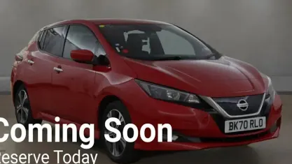 Used Nissan Leaf N-Connecta 110 kW (150 HP) 2020 Red Hatchback