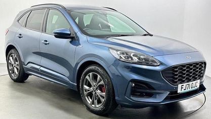Begagnad Ford Kuga ST-Line 120 HK (88 kW) 2021 Blå SUV