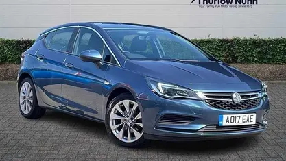 Used Vauxhall Astra 125 HP (91 kW) 2017 Sky blue Hatchback