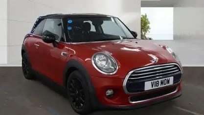 Used Mini Cooper Hatch 136 HP (100 kW) 2015 Red Hatchback
