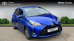 Blue Used 2019 Toyota Yaris Hatchback | £12,903 (Fair price)