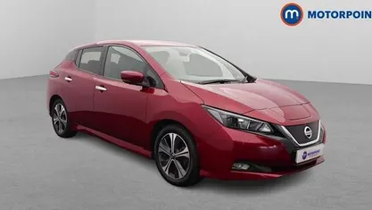 Usado Nissan Leaf N-Connecta 110 kW (150 HP) 2021 Vermelho Citadino
