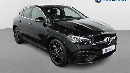 Używany Mercedes GLA200 Executive 163 KM (119 kW) 2025 Czarny SUV