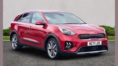 Red Used 2022 Kia Niro 3 SUV | £18,634 (Fair price)