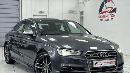 Usado Audi S3 Design 300 HP (220 kW) 2015 Cinzento Sedan