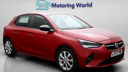 Second-hand Vauxhall Corsa Design Edition 75 CP (55 kW) 2022 Roșu Hatchback
