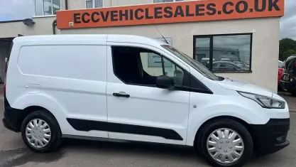 Used Ford Transit Connect 101 HP (74 kW) 2021 White MPV