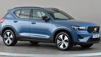 Used Volvo XC40 Plus 211 HP (155 kW) 2023 Blue SUV