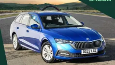Race blue metallic Used 2022 Skoda Octavia SE Estate | £15,995 (Fair price)