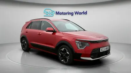 Used Kia e-Niro 150 kW (204 HP) 2023 Red SUV