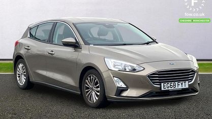 Usado Ford Focus Titanium 150 HP (110 kW) 2019 Prateado Citadino
