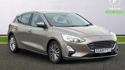 Used Ford Focus Titanium 150 HP (110 kW) 2019 Silver Hatchback