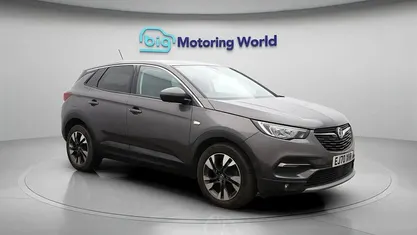 Used Vauxhall Grandland X S 131 HP (96 kW) 2020 Grey SUV