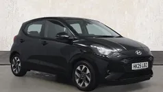 Black Used 2025 Hyundai i10 Advanced Hatchback | £14,990 (Fair price)