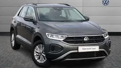 Used 2023 VW T-Roc Life SUV | £21,220 (Fair price)