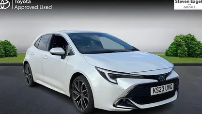 Used Toyota Corolla 140 HP (102 kW) 2026 Hatchback