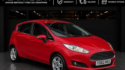 Used Ford Fiesta Zetec 82 HP (60 kW) 2013 Red Hatchback