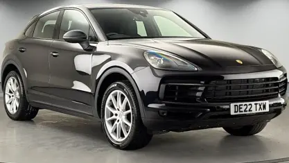 Usado Porsche Cayenne 340 HP (250 kW) 2022 Preto SUV