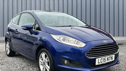 Used Ford Fiesta Zetec 101 HP (74 kW) 2017 Hatchback