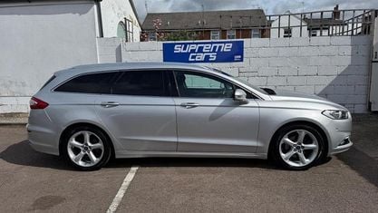 Begagnad Ford Mondeo Titanium 179 HK (131 kW) 2017 Kombi