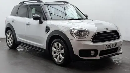 Used Mini Cooper D 150 HP (110 kW) 2018 White Hatchback