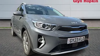 Used Kia Stonic 101 HP (74 kW) 2023 Grey SUV