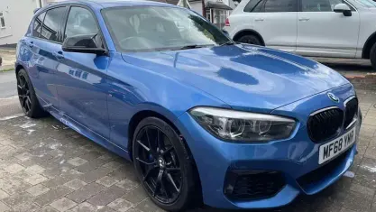 Begagnad BMW M140 M Sport 340 HK (250 kW) 2018 Blå Halvkombi