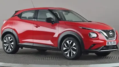 Gebraucht Nissan Juke Acenta 114 PS (83 kW) 2022 Rot SUV