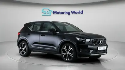 Usado Volvo XC40 Inscription 262 CV (192 kW) 2021 Negro SUV