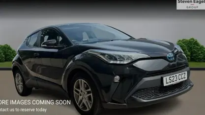 Used Toyota C-HR 122 HP (89 kW) 2023 SUV