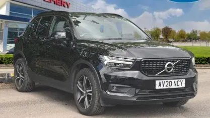 Used Volvo XC40 R-Design 163 HP (119 kW) 2020 Black SUV