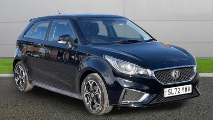 Second-hand MG MG3 Exclusive 106 CP (77 kW) 2023 Negru Hatchback