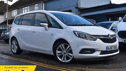 Used Vauxhall Zafira Tourer SRi 140 HP (102 kW) 2018 MPV