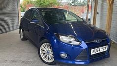 Red Used 2014 Ford Focus Zetec Hatchback | £3,795 (Super price)