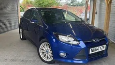 Red Used 2014 Ford Focus Zetec Hatchback | £3,795 (Super price)