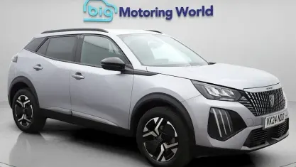 Usado Peugeot 2008 Allure 101 HP (74 kW) 2024 Cinzento SUV