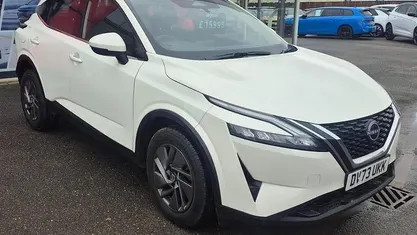 Used Nissan Qashqai Acenta Premium 158 HP (116 kW) 2023 White SUV