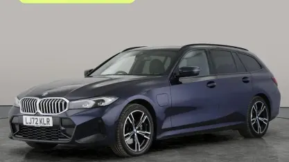 Used BMW 330e M Sport 292 HP (214 kW) 2023 Blue Estate